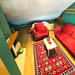 Cozy Elegance Above * كورتشي